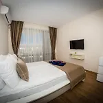 Premier Cuisine - Full Board 4*