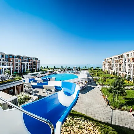 אתר נופש Premier Cuisine - Full Board 4*