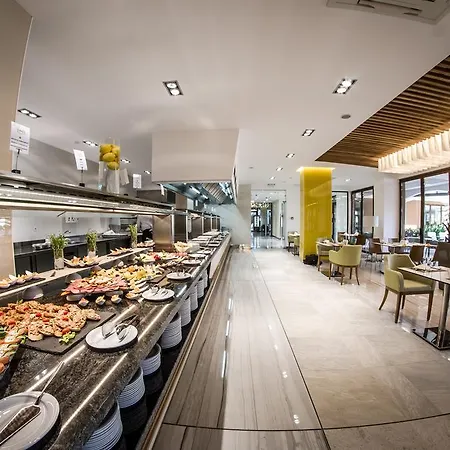 Θέρετρο Premier Cuisine - Full Board 4*