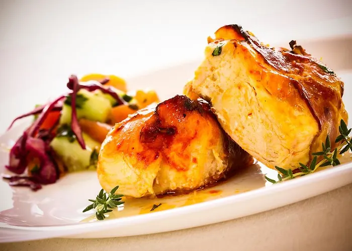 Premier Cuisine - Full Board Napospart