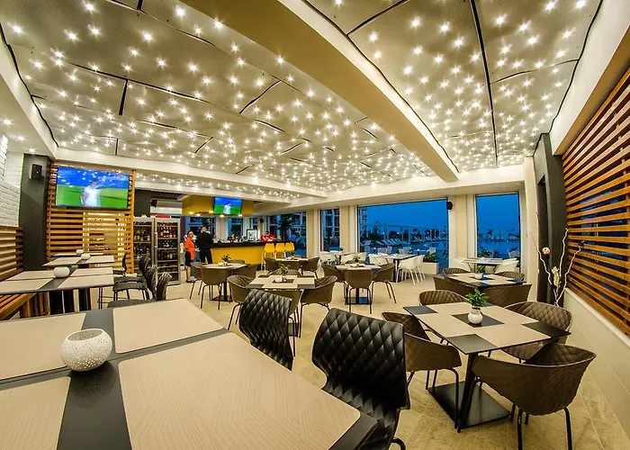 Üdülőközpont Premier Cuisine - Full Board Napospart