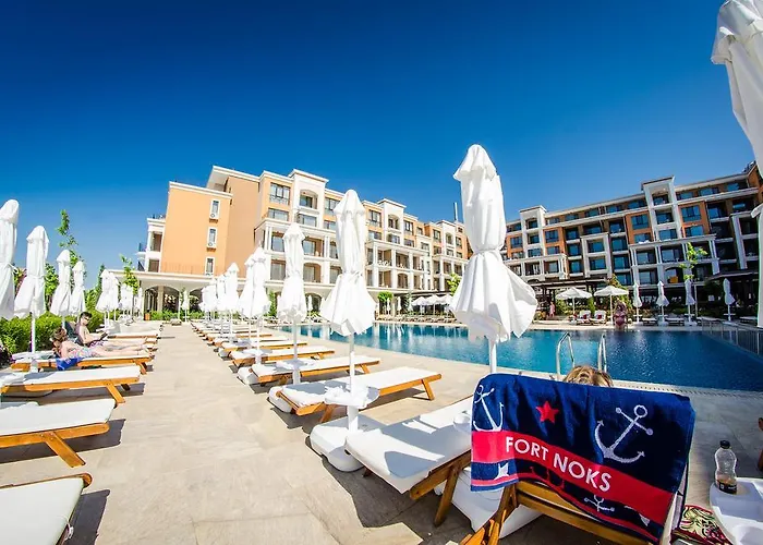 Premier Cuisine - Full Board Napospart