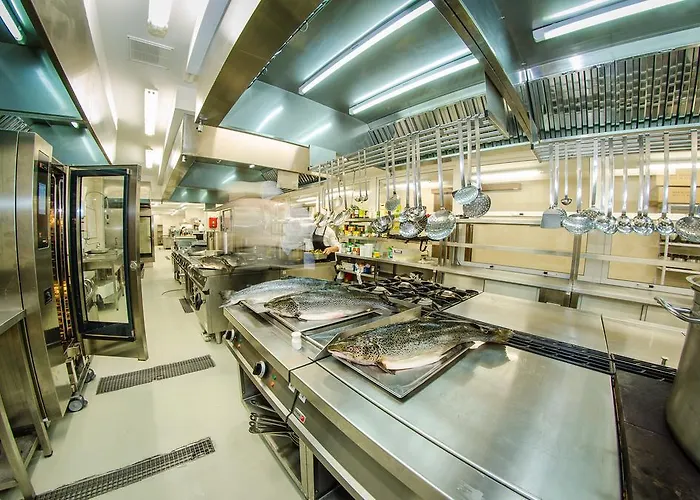 Premier Cuisine - Full Board