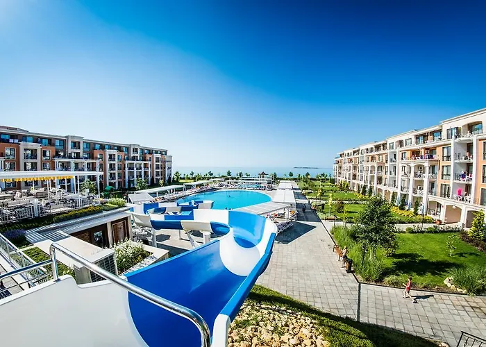 Üdülőközpont Premier Cuisine - Full Board 4*