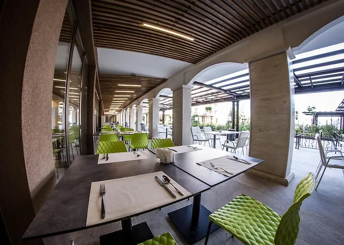 بريميير فورت كويزين - مع 3 وجبات ساني بيتش