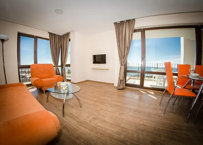 منتجع بريميير فورت كويزين - مع 3 وجبات ساني بيتش