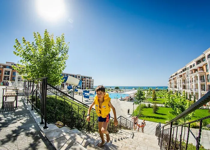 بريميير فورت كويزين - مع 3 وجبات ساني بيتش