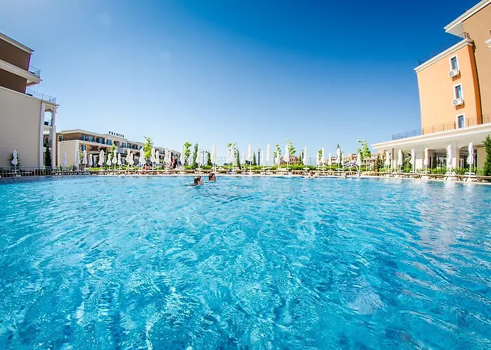 بريميير فورت كويزين - مع 3 وجبات ساني بيتش